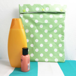 Schwimmtasche/ Schampootasche mintgrün mit Punkten, wasserdicht Schwimmtasche/ Schampootasche mintgrün mit Punkten, wasserdicht