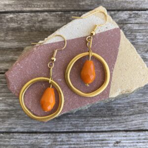 Ohrringe mattes gold, edel mit Glasperle orange