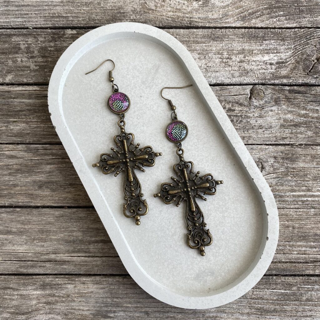 Ohrringe/ Ohrhänger Kreuz mit Cabochon Türkis/Beere/ Silber