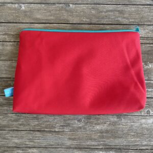 rotes Wetbag, Schwimmtasche, Nasstasche aus Softshell für Strand oder Schwimmbad, schlichtes Design