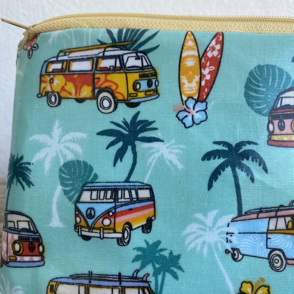 Wetbag, Schwimmtasche, Nasstasche für Strand oder Schwimmbad, Surfen, Bulli, Vanlife, Detail Muster