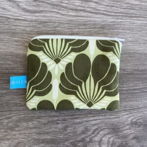 Geldbeutel, Mini-Täschchen, Grün im floralen Muster