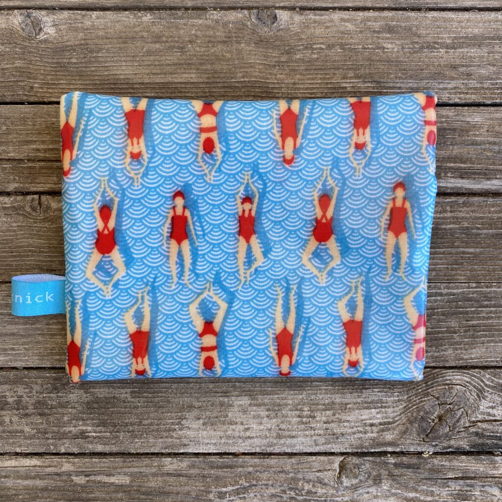 Mini-Wetbag mit Schwimmerinnen, Schwimmen, Schwimmmädchen,zusammen mit Mini-Wetbag, Rückseite