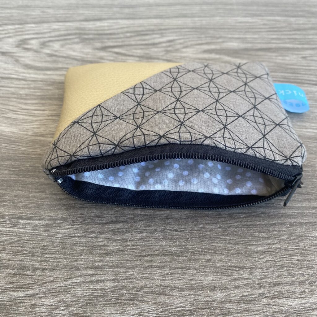 Keiner Geldbeutel goldenes Kunstleder/ Geometrie