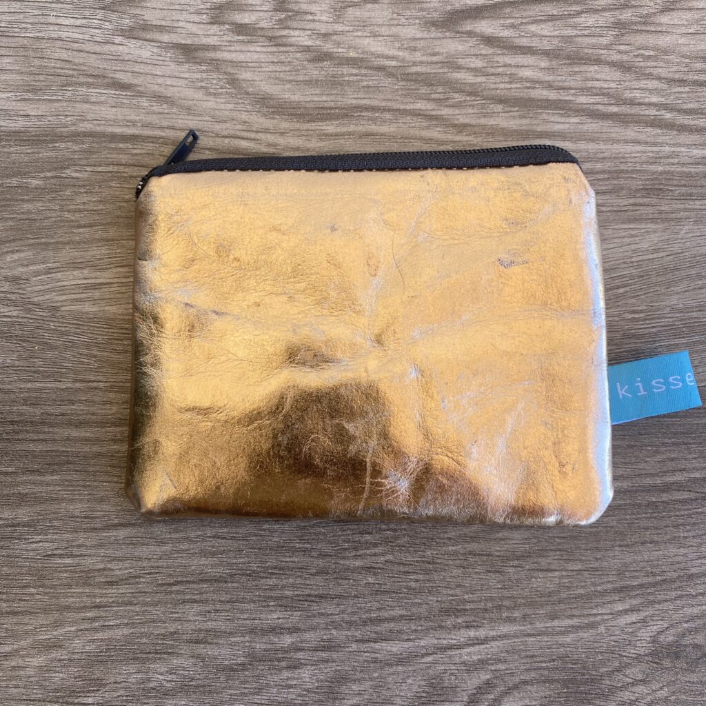 Geldbeutel aus veganem Leder rosegold – Bild 2