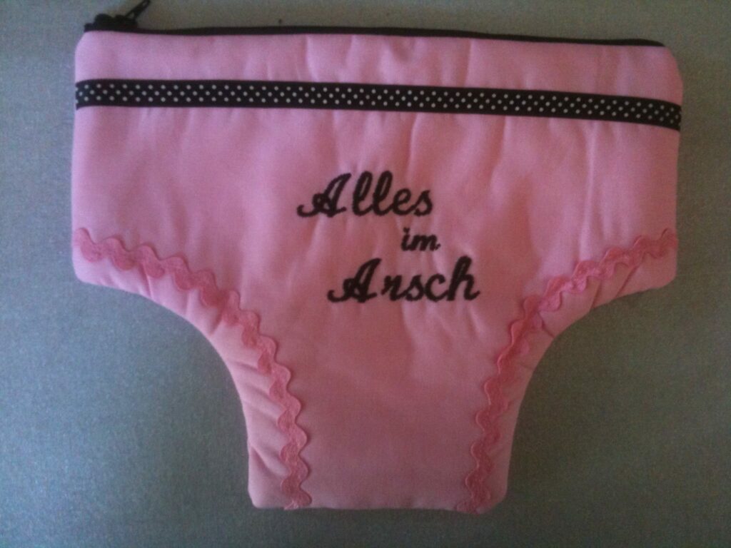 die erste Alles im Arsch Tasche in rosa