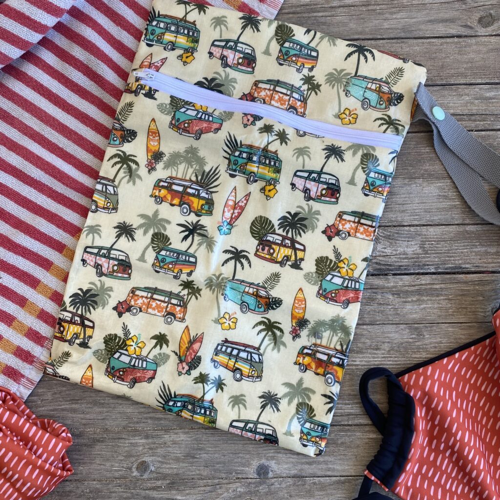 Praktische auswaschbare Tasche mit Aufhängung für Reise, Camping mit Bulli-Motiv