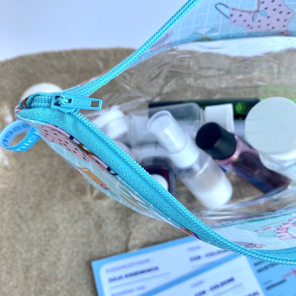 transparenter Handgepäck Beutel für Flüssigkeiten im Flugzeug, Motiv: Badekleidung – Bild 12