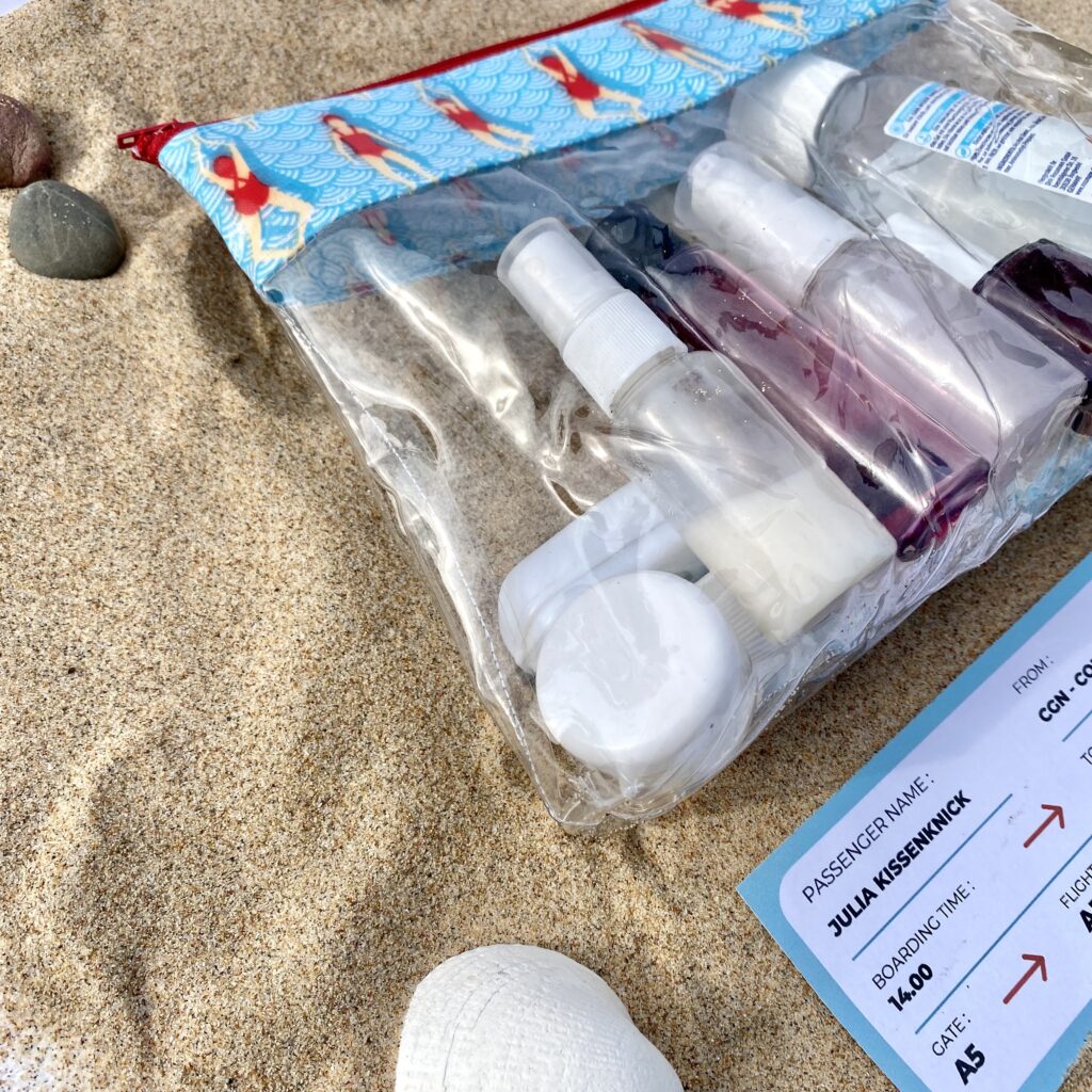 transparentes Wetbag/ Kulturbeutel für Flüssigkeiten für das Handgepäck im Flugzeug, Motiv: Schwimmen