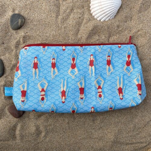 Wetbag/ Kosmetiktasche mittel mit Schwimmerinnen, Schwimmen, Schwimmmädchen