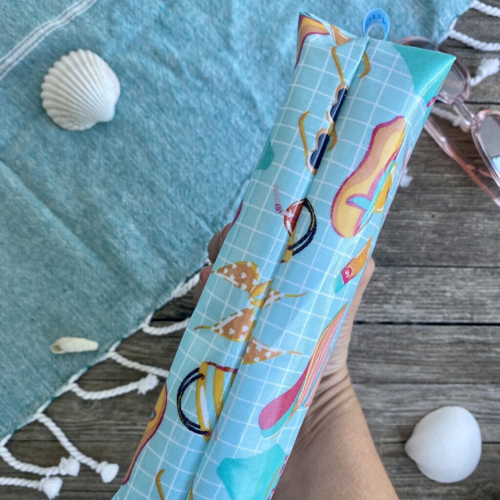 Wetbag/ Kosmetiktasche aus beschichteter Baumwolle, wasserabweisend,Motiv: Badekleidung, Strandzubehör – Bild 4