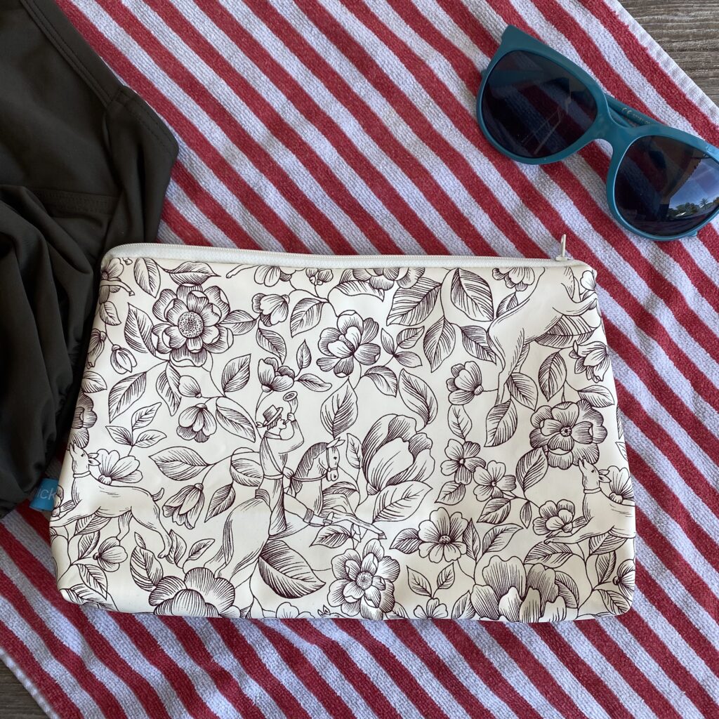 Wetbag/ Kosmetiktasche/ Kultrubeutel Beige, Boho, florales Muster, Tiere