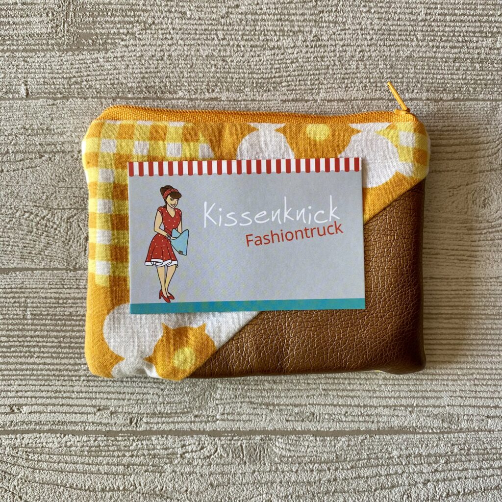 Mini Geldbeutel Patchwork - Vintage, Retro 70erJahre Blumen gelb