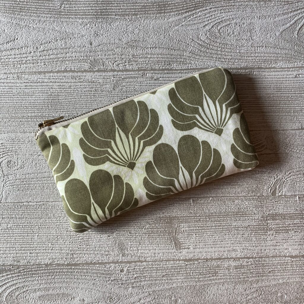 Stiftmäppchen im grünen Vintage Look