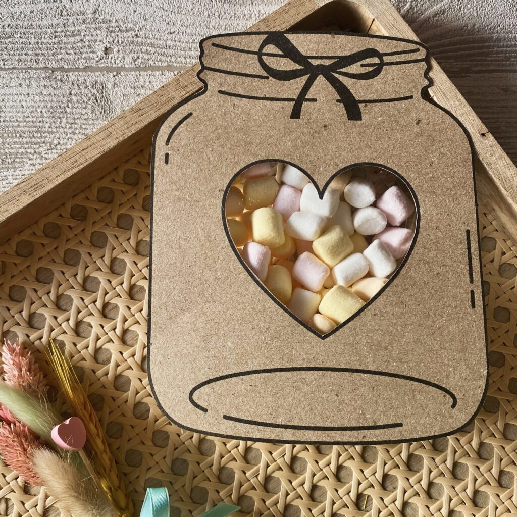 Marmeladneglasmomente mit Geschenktüte