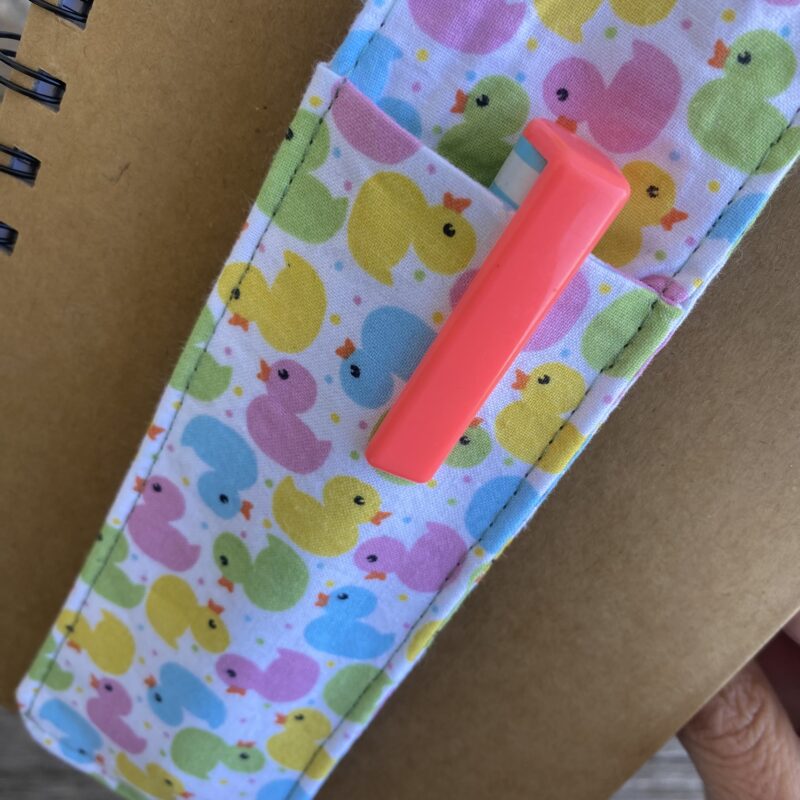 Lesezeichen Stifthalter, Mäppchen für Tagebuch, Freundschaftsbuch, Kalender, mit Gummiband, bunte Enten