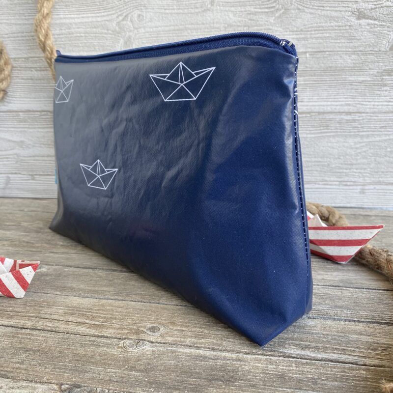 Wetbag Papierboote von der Seite