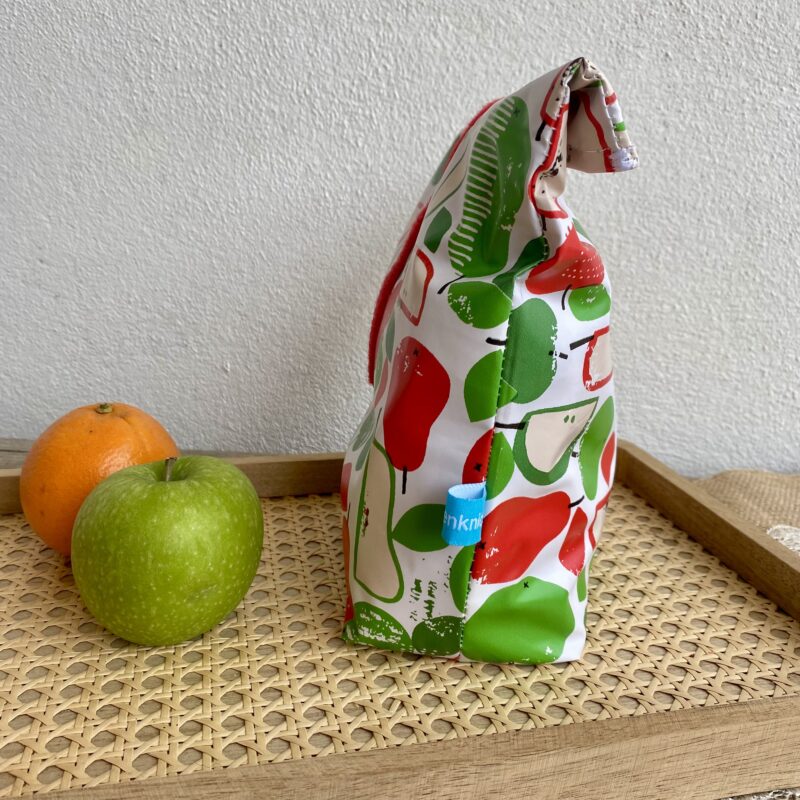 Lunchbag, Äpfel und Birnen, Picknickbag, Utensilo, Wetbag rot/ grün, auswaschbar aus beschichtetem Wachstuch, Größe M