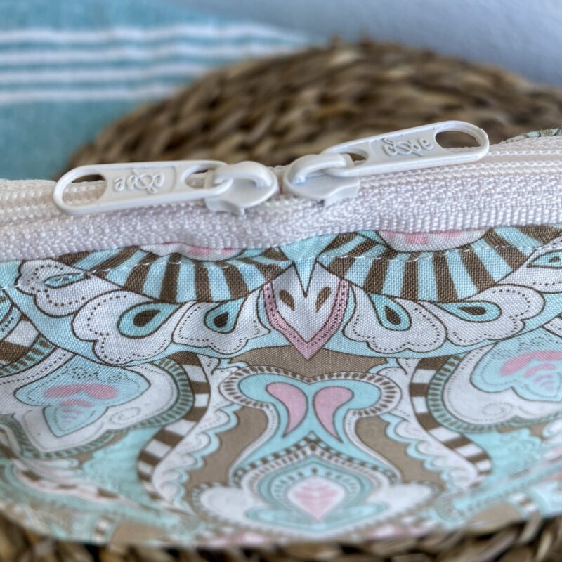 Kosmetiktasche Boho in beige, türkis und rosa, zarte Farben, Innenfutter und verstärkt