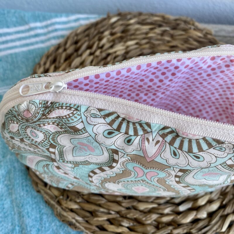 Kosmetiktasche Boho in beige, türkis und rosa, zarte Farben, Innenfutter und verstärkt