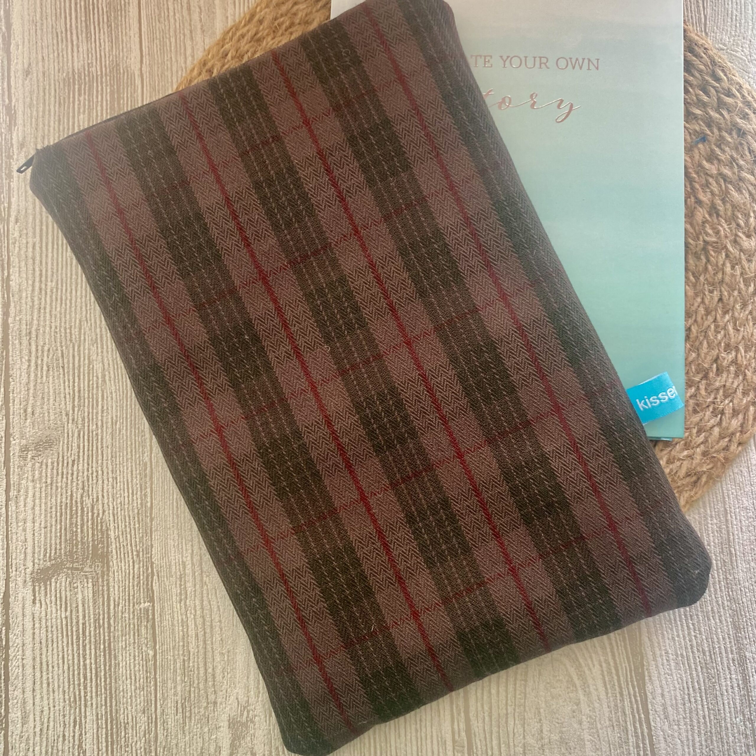 gefütterte Buchtasche für Männer, karierter klassischer Anzugsstoff, Buchhülle mit Reissverschluss, braun, schwarz, rot