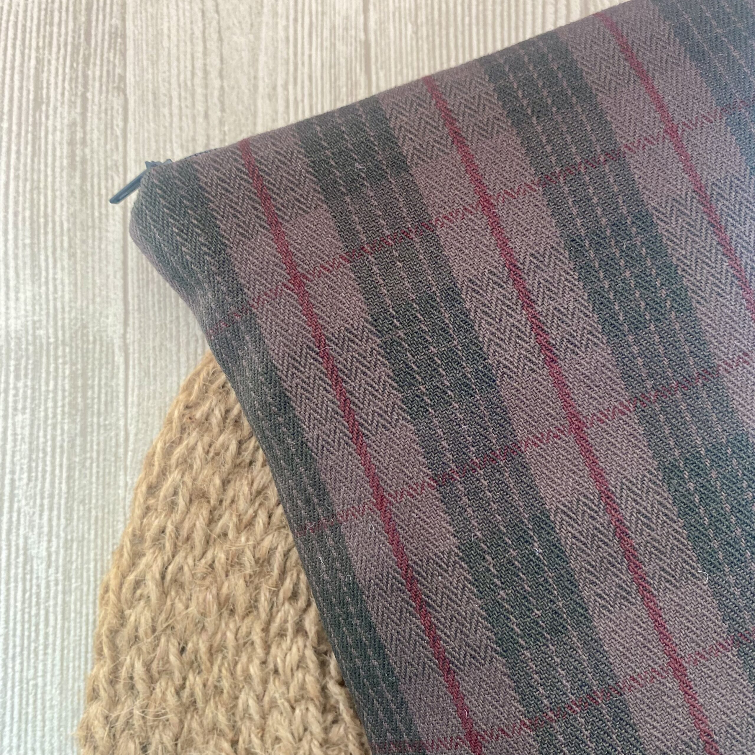 gefütterte Buchtasche für Männer, karierter klassischer Anzugsstoff, Buchhülle mit Reissverschluss, braun, schwarz, rot