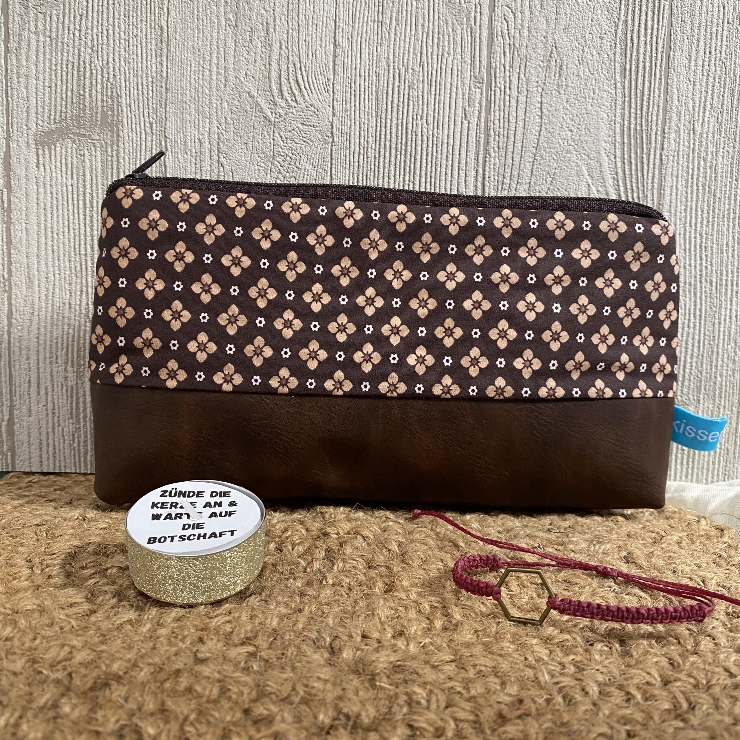 Geschenkset Me-Time: Kosmetiktasche, Makramee Armband Hexagon und Teelicht mit Botschaft