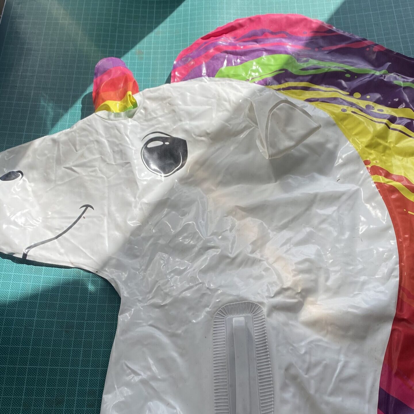 Einhorn Schwimmtier zum Upcyceln