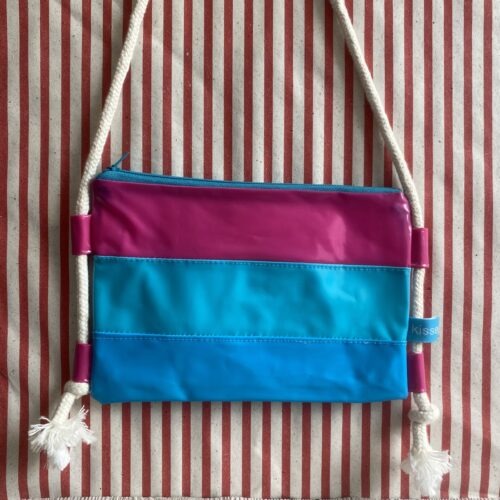 Upcycling Umhängetasche aus aufblasbaren Pooltieren, pink-petrol-blau,verstellbare Träger, wasserabweisend, mit Reissverschluss