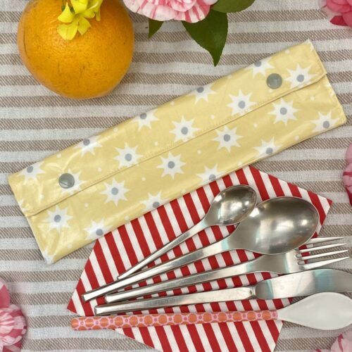 Bestecktasche/ Pinseltasche für Camping, Picknick, unterwegs - gelb mit Blumen - Motiv