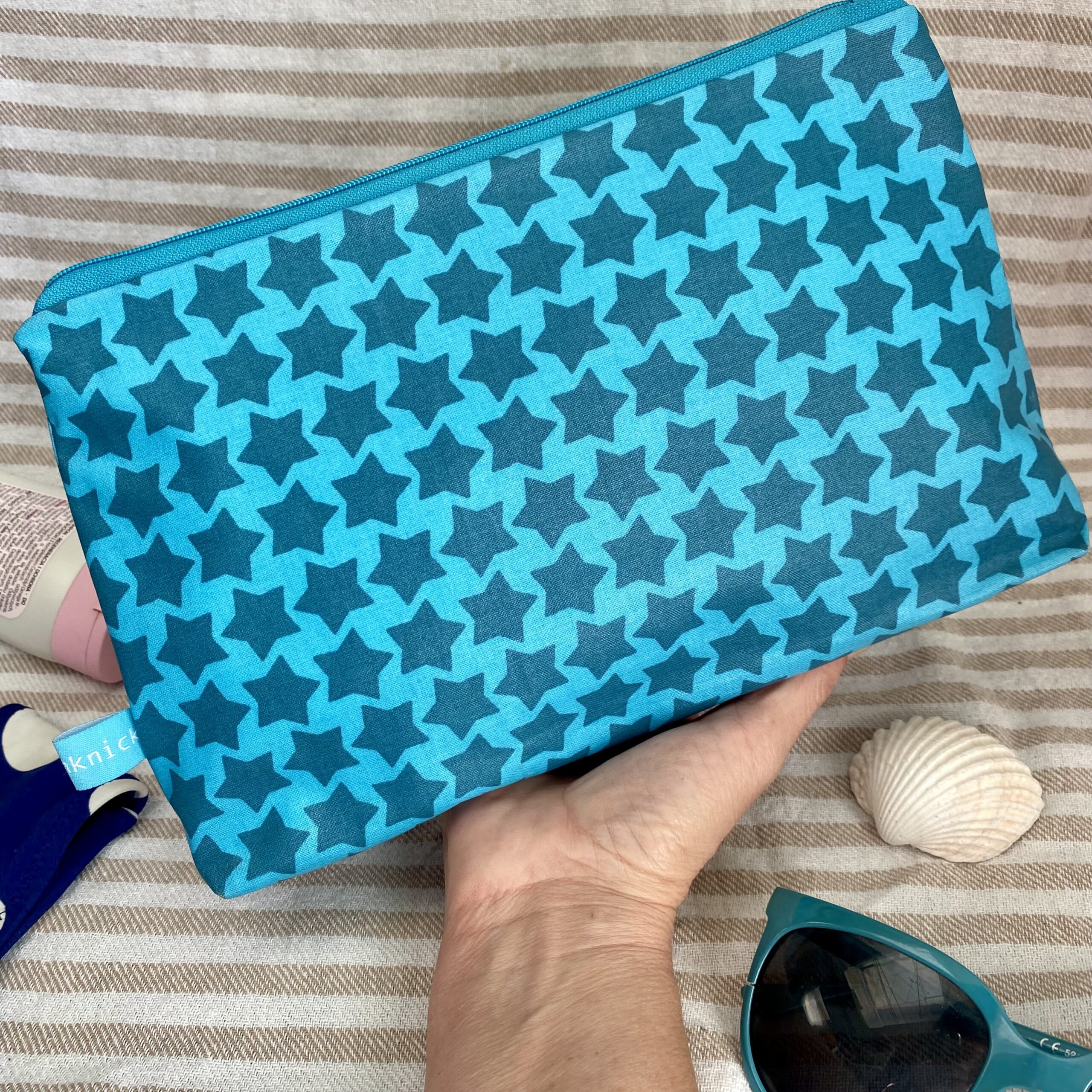 Wetbag, Schwimmtasche, Nasstasche für Strand oder Schwimmbad mit Sternen in türkis