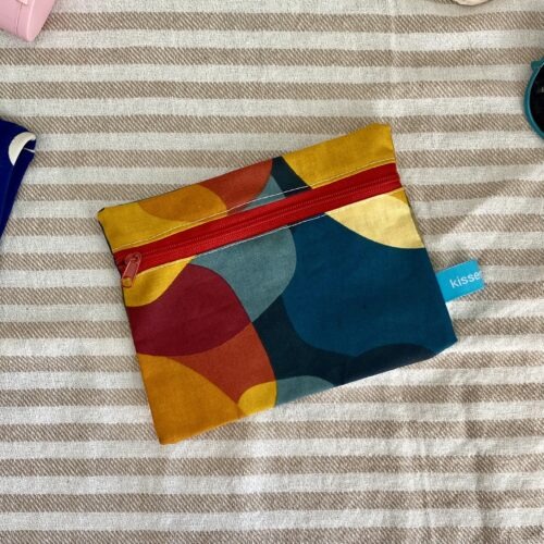 wasserabweisendes Mini-Wetbag im 60s Retro Design für Kleingeld, Kopfhörer