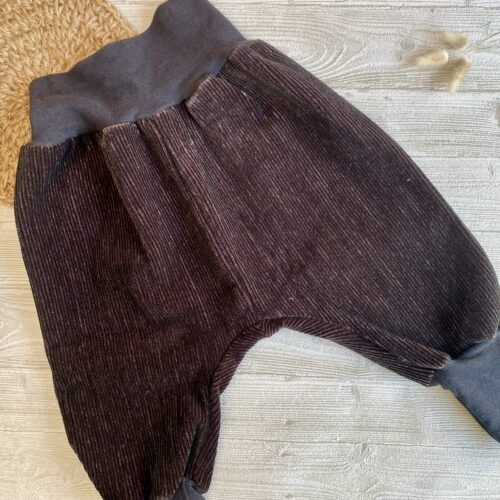 Mitwachshose/ Kinderhose aus weichem braunen Cord für Babys & Kleinkinder, Gr. 80/86