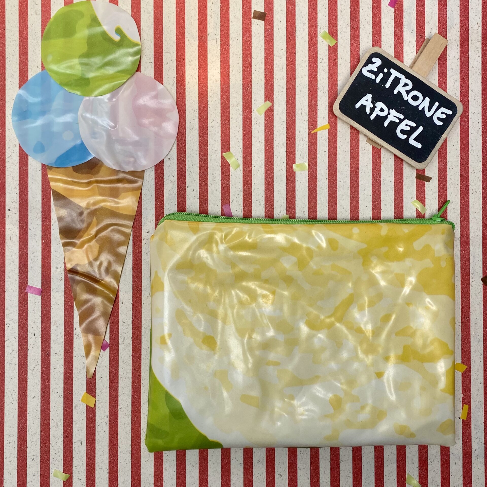 Upcycling Mäppchen aus Luftmatratze, aufblasbares Eis, Sorte: Zitrone/ Apfel, wasserabweisend