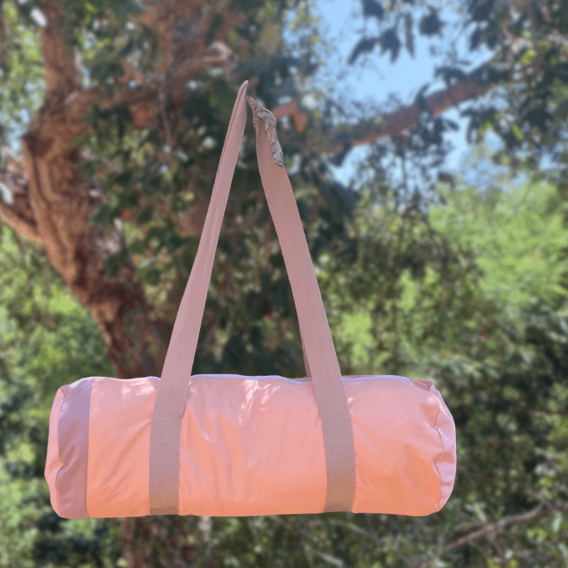 ParasolPouch Duffel Bag „Monte Clérigo" aus recyceltem Sonnenschirm – leichte wasserabweisende Reise- und Sporttasche