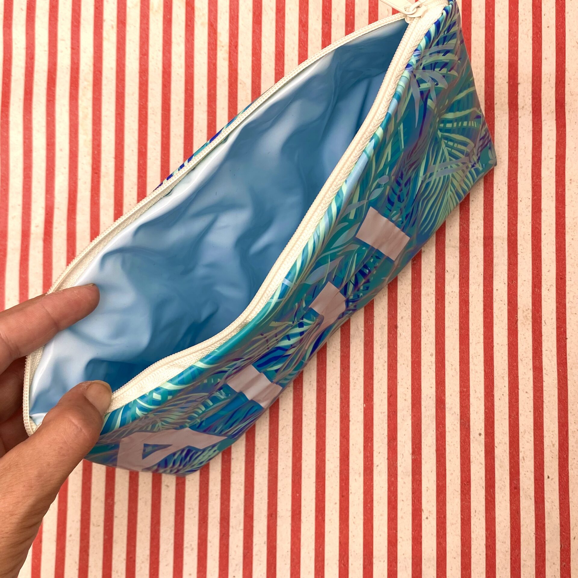 Upcycling Nasstasche/ Wetbag aus Schwimmring, AIJI, Blätter türkis, wasserabweisend