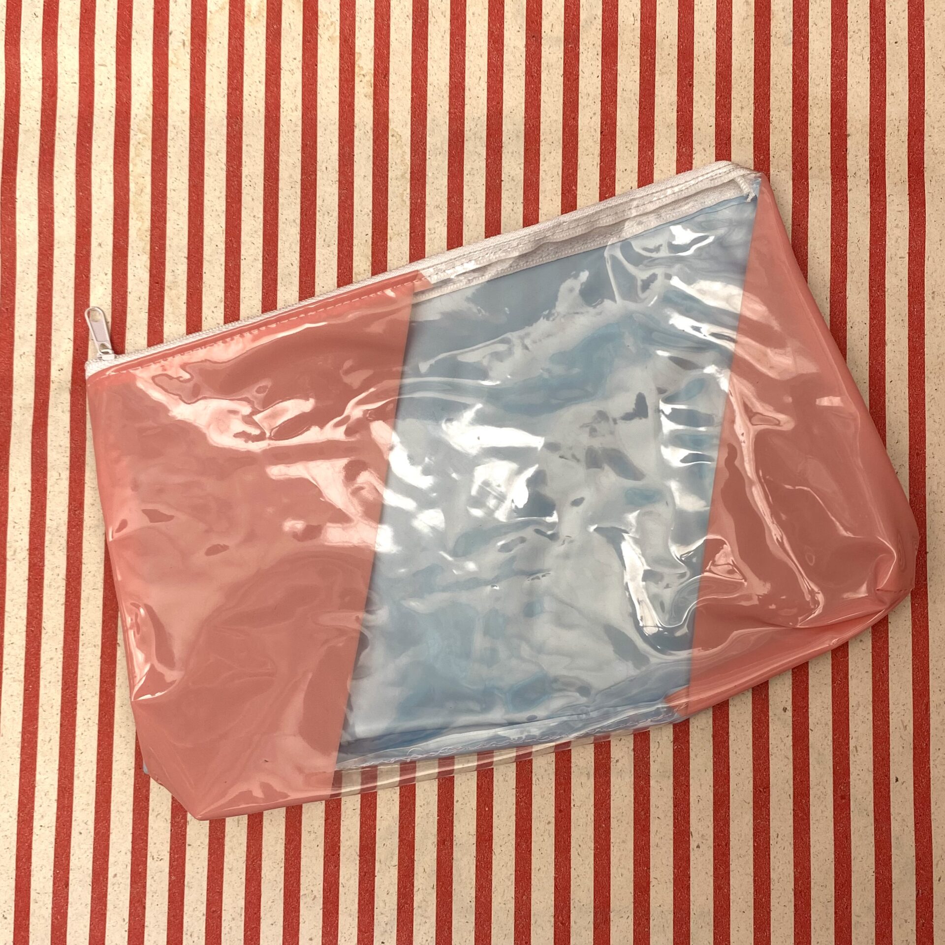 Upcycling Kosmetiktasche/ Wetbag aus Schwimmring, transparent, wasserabweisend